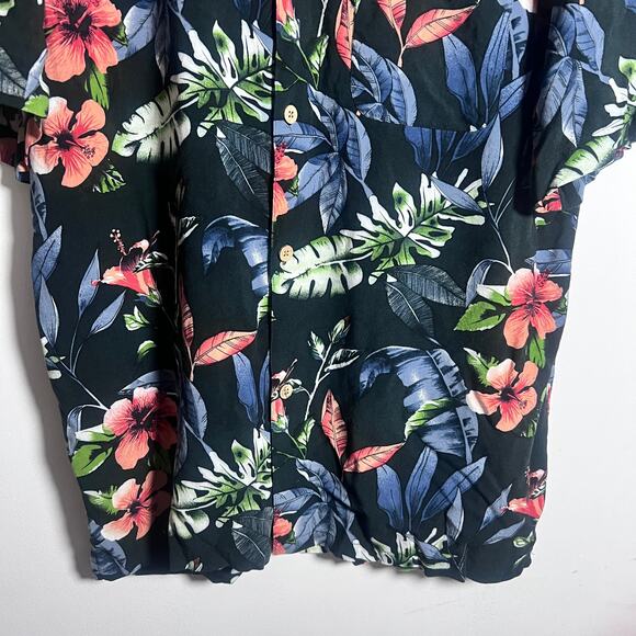 Joe Marlin Men’s L Hawaiian Shirt Black Floral Tropical Aloha 100% Rayon - Picture 8 of 8